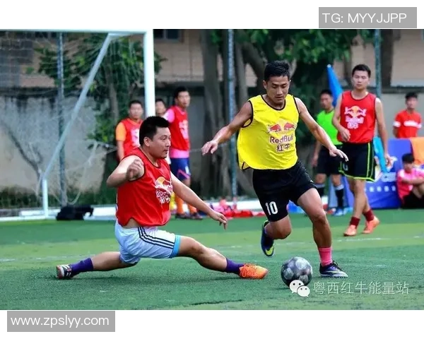 南京与武汉足球队耐力对决赛后分析与总结